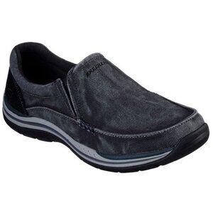 SKECHERS Men's Breathable Walking GOwalk Max Loafers, Black Size 9 Medium